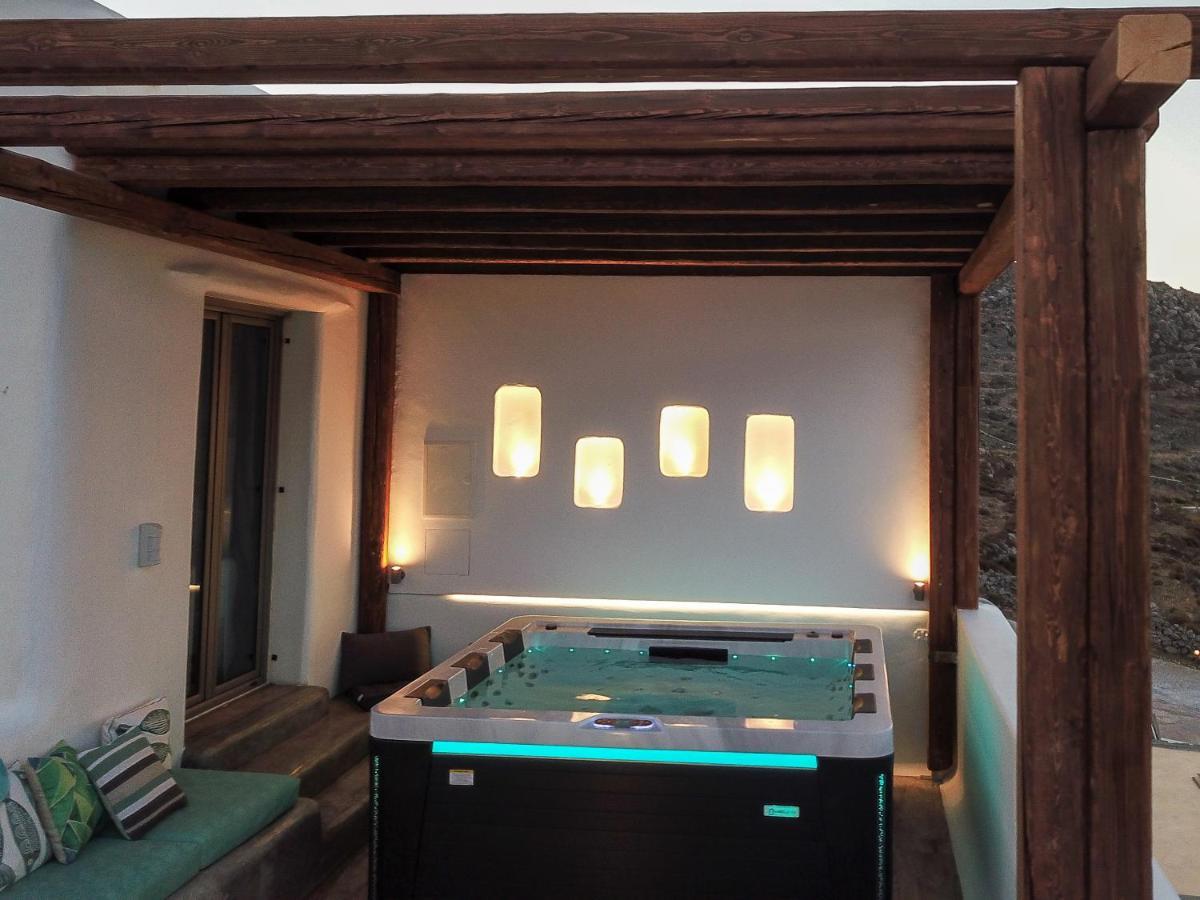Amallini Suites Mykonos Супер Парадайз Бийч Екстериор снимка