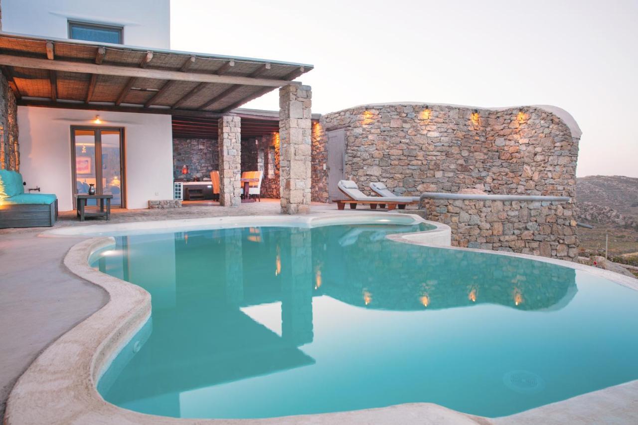 Amallini Suites Mykonos Супер Парадайз Бийч Екстериор снимка