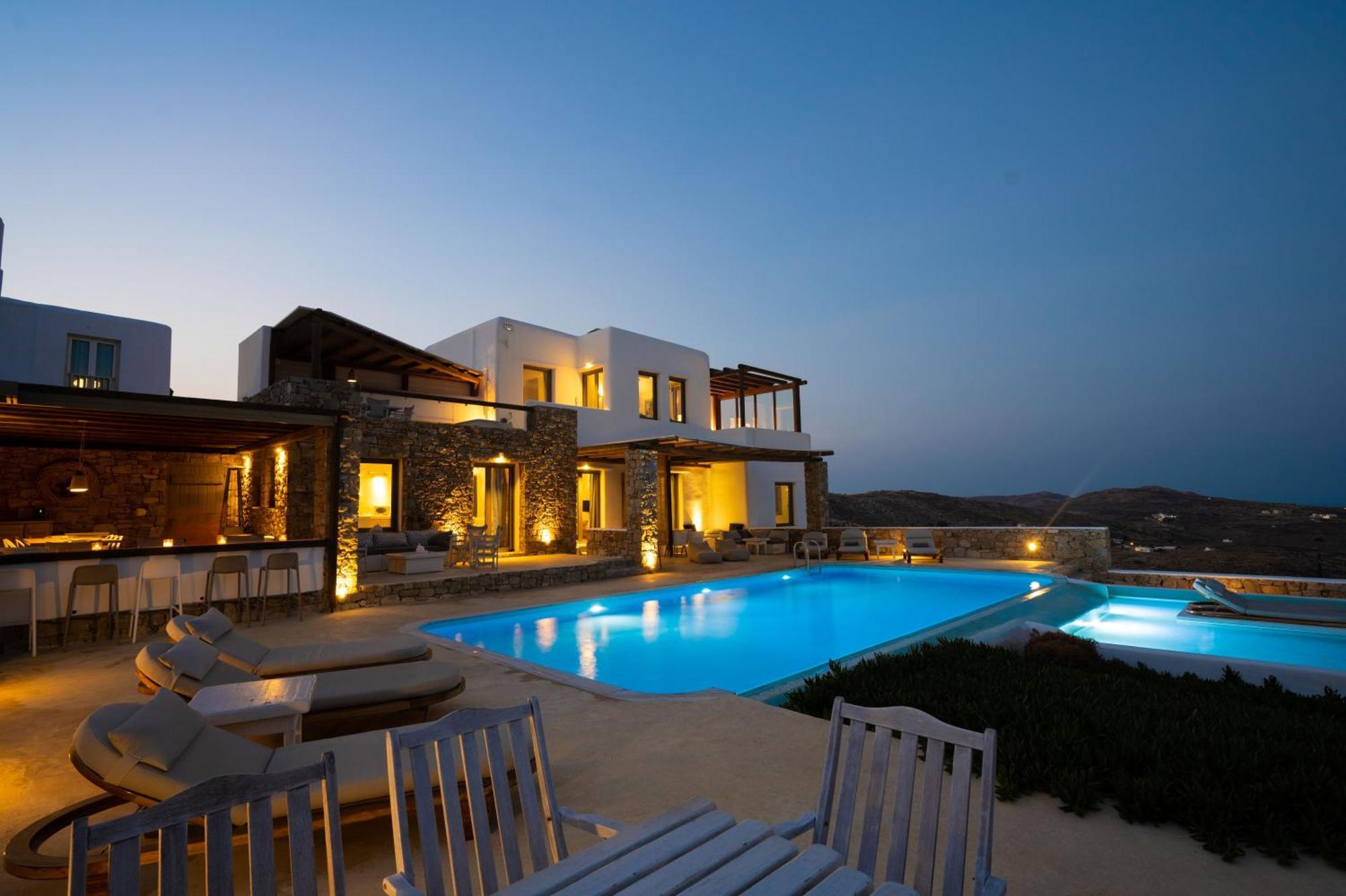 Amallini Suites Mykonos Супер Парадайз Бийч Екстериор снимка